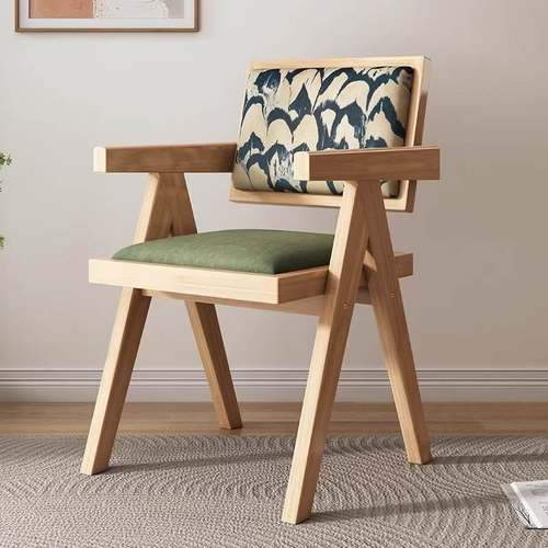 北欧实木软包椅家用椅子简约复古阳台椅昌迪加尔家具扶手餐椅休闲