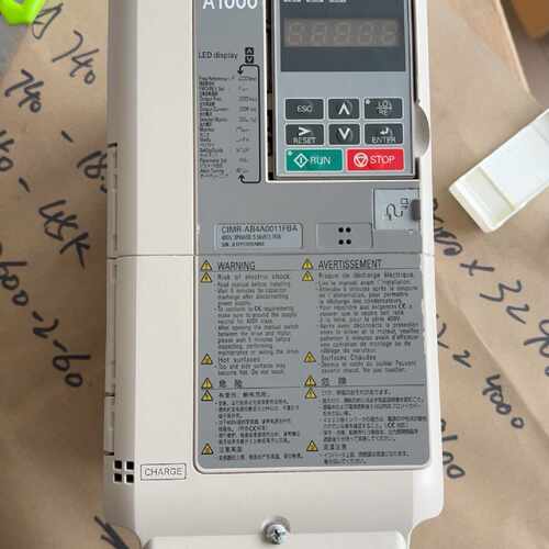 溢价-安川变频器，CIMR-AB4A0011FBA，，