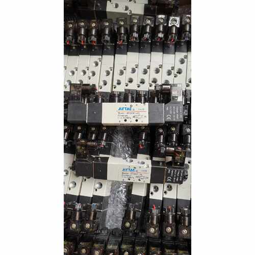 议价亚德客电磁阀4V130C06DC24V原装设备拆维修