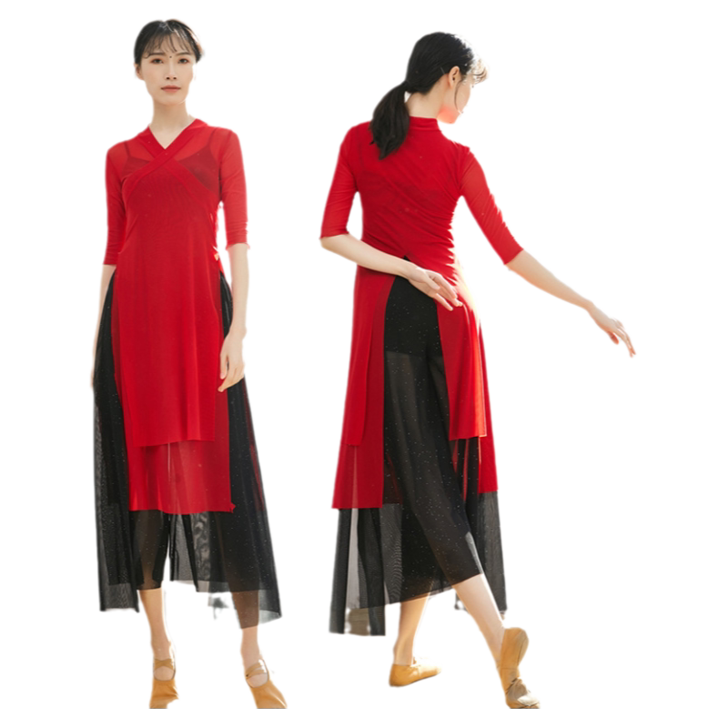 中国风现代舞蹈练功女身韵汉服