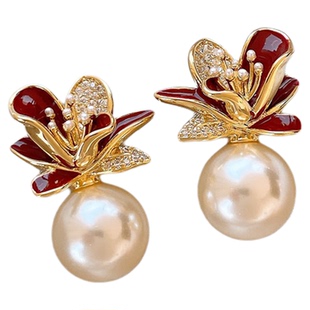红色珍珠花朵耳钉女新年耳饰轻奢高级感气质大气耳环2026新款马年