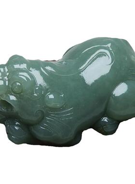 貔貅玉把件和田玉青玉立体手把件