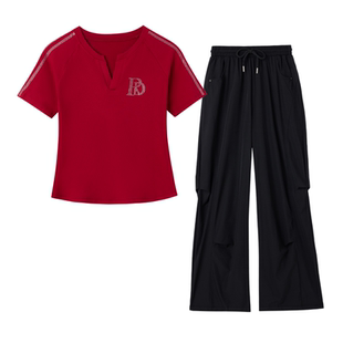 时尚广场舞服装2026新款v领上衣跳操健身服白色阔腿裤运动服套装
