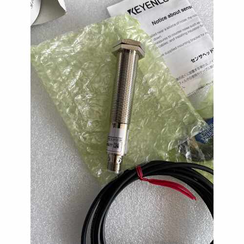 基恩士传感器，型号FW-H10CR和FW-H10R，全新原装