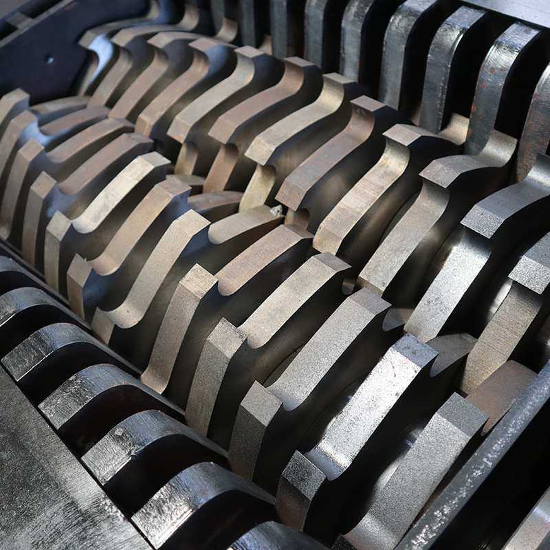 300型撕碎机刀箱 充电器头电子设备撕碎 薄膜编织袋中草药撕碎机,机械设备,粉碎机,淘宝优惠券,粉丝福利购,淘宝优惠卷