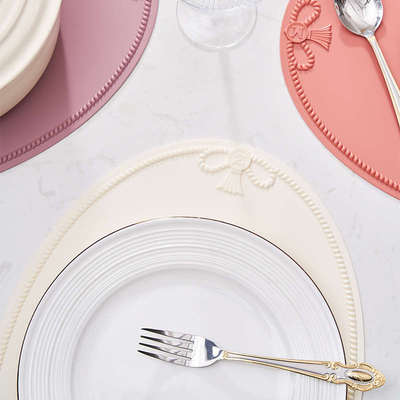 轻奢硅胶餐垫椭圆形锅垫桌垫防烫隔热垫法式高级感西餐垫餐桌垫子