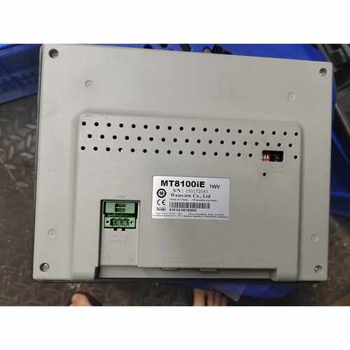 溢价-威纶触摸屏MT8100iE10寸大屏实图拍摄