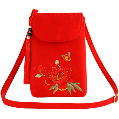 中国红刺绣花斜挎布包国风手机包