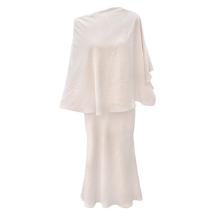 从一【中东贵妇】纯色鱼尾吊带连衣裙高级感气质斜肩上衣套装时刻