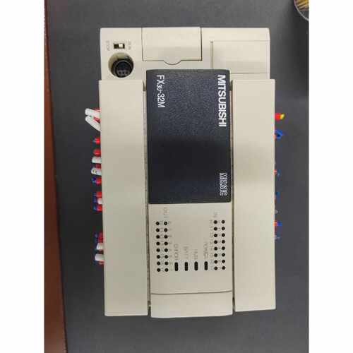 三菱PLCFX3U32MRDS实物拍摄成色完美具