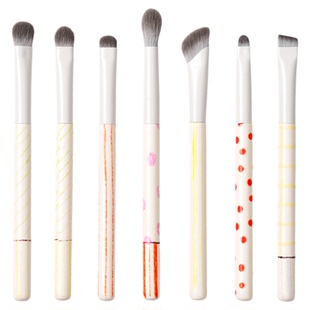 星兜绘本眼影刷套装7支眼部化妆刷铺色晕染刷眼线眉刷 插画师合作