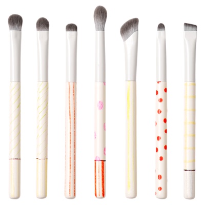 星兜眼影刷套装7支插画师合作