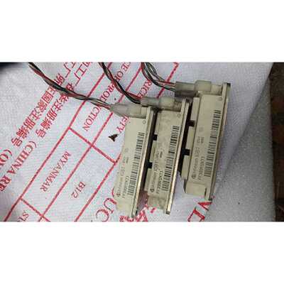 询价英飞凌1GBT模块FF300R12KT3模块有3个，