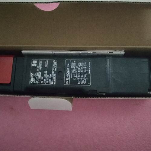 议价全新原装正品 D4SL-N2NDA-D4 现货