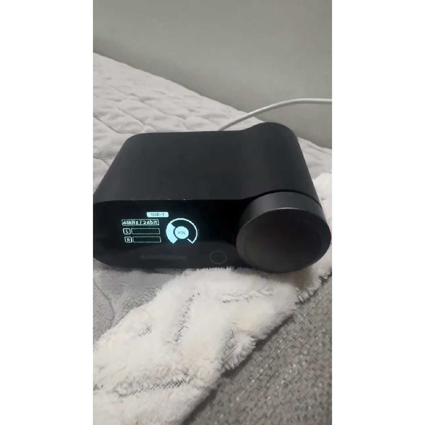 赛睿新星nova pro无线声卡接收器 HS25TX