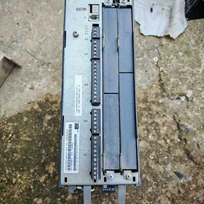 【议价-可维修】 SEW  TYPE:MDX61B0022-5A3-4-0 变频器 /均有货