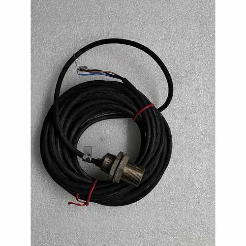 询价-AB接近开关，型号872C-MH8NP18-E5，线长3米，