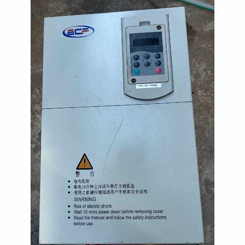 询价下单拆机几乎全新栾创飞22KW变频器一个，功能包正常使用。