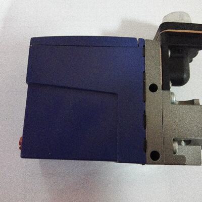 议价原装施耐德Telemecanique 压力开关XML-A020C2C11