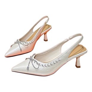 丹行道水钻蝴蝶结后空包头凉鞋女2026新款性感白色尖头细跟高跟鞋