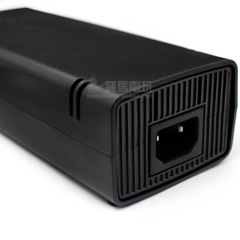 XBOX360E版220V/110V适配器