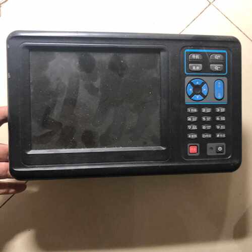 船载设备 M4501 AIS CLASS 两个来的，不会议价