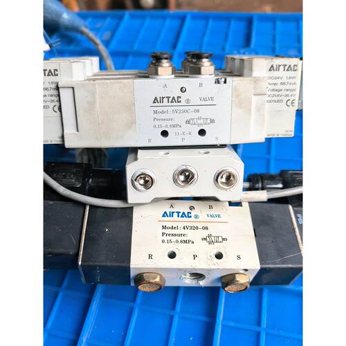 〔议价-可维修〕亚德客气动电磁阀 5V230C-08 4V320-08 全新均有