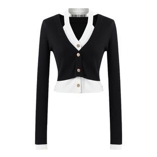 秋水伊人假两件针织衫2026年春季新款女气质通勤时尚简约挂脖上衣