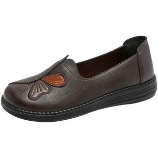 大东妈妈女鞋2026春季新款时尚舒适圆头刺绣一脚蹬软底平底鞋5015