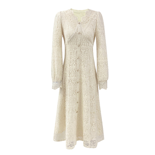 AM NANA法式蕾丝黑色长袖连衣裙女显瘦气质裙V领修身减龄长裙子