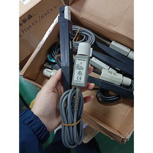 售前询价Tektronix泰克TCP202电流探头，原装正品，带线缆