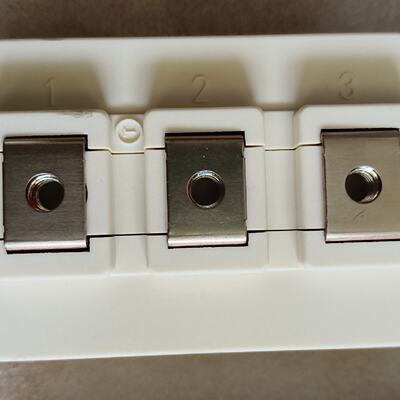 议价Two HighFrequency Modules Ff200r12ks4 Out Br New Bare Me