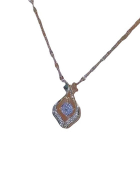 幸运女神灵动钛钢项链