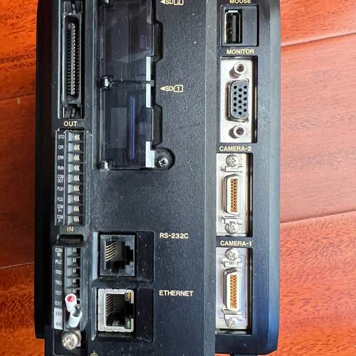 议价基恩士CV-X170F视觉控制器，成色漂亮，包好包邮，数量多