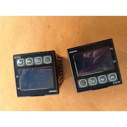 12V温控器E5CN-Q2T-504—议价