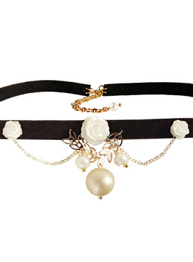 古典洛丽塔天然马蹄螺黑绒项链