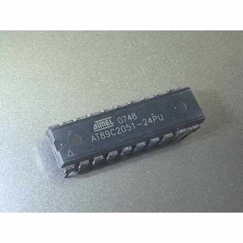 询价AT89C2051-24PU芯片，严重养化了18个 Atme
