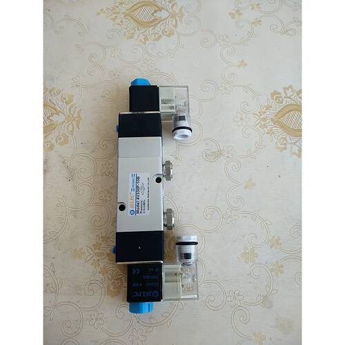 在线议价4V330P一10B双向电磁阀DC24v全新的库存50包邮