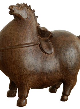 品质沉香木，手工雕刻唐马