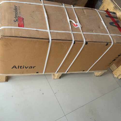 议价全新施耐德变频器，ATV630D55N4，原装正品，现货实拍