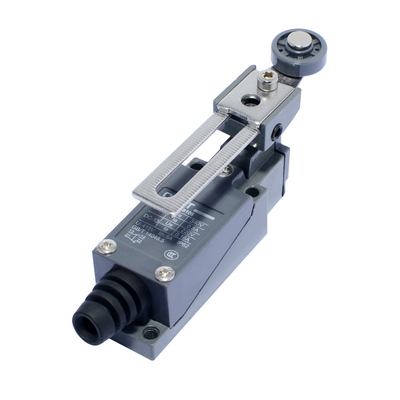 正泰行程开关YBLX-ME-8108滚轮摇臂式限位器小型触碰微动机械接触