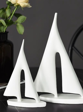 北欧现代简约帆船摆件创意一帆风顺船工艺品客厅办公室桌面装饰品