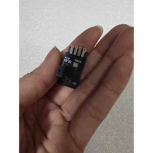 【请询价】EESX674光电开关实物图功能正常适合自动化