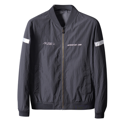 棒球领夹克拼色刺绣外套