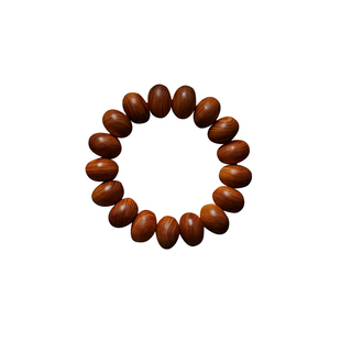 崖柏手串自己创作枣核形状18乘13mm涯柏陈化料味道足油多纹理好看