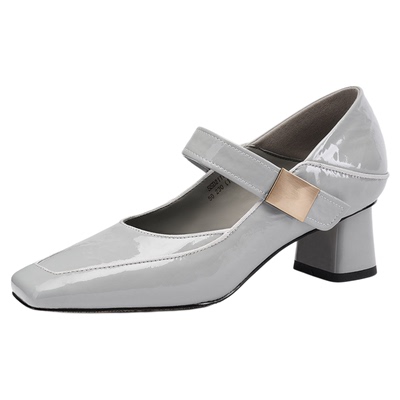 星期六2025新款玛丽珍高跟鞋女粗跟软底不累脚配裙子大码小皮鞋