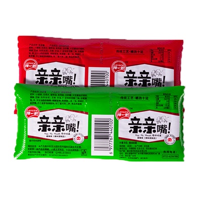 辣片零食亲亲嘴辣条休闲网红面筋食品童年经典解馋小吃好吃散装