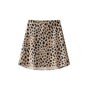 Into Fiction 猎豹女孩时髦豹纹仿醋酸45度缎斜裁流动感短裙半裙