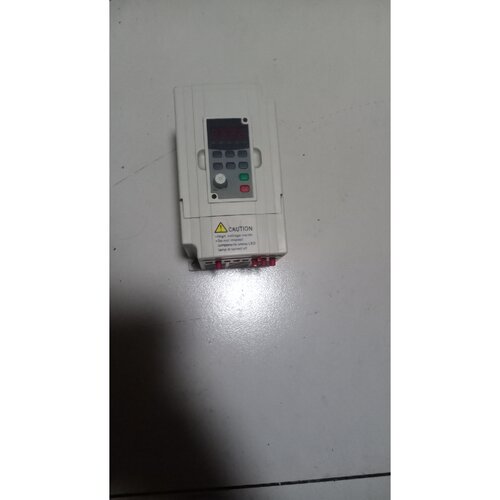 议价G5M0.75T41A变频器拆机一台成色不错测试ok可维修