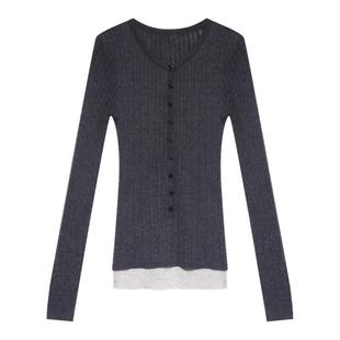 贰羊设计【洛伊】高智感假两件羊毛针织衫女温柔通勤修身v领上衣